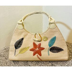 VTG Maxx New York Cream Croc Embossed Floral Hobo Bag - EUC